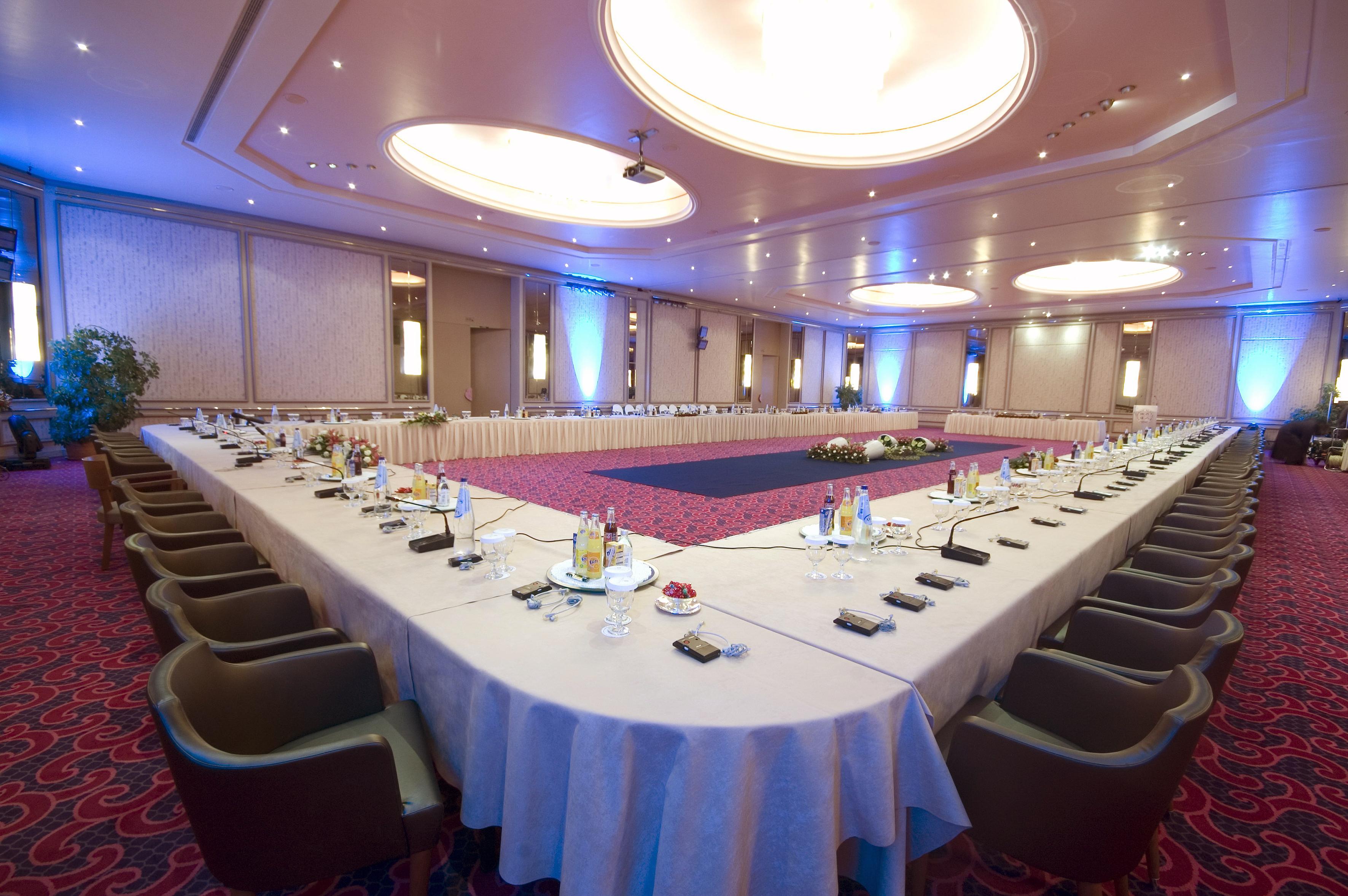 Rodos Palace Hotel Ixia  Esterno foto The meeting room of the 2011 APEC summit