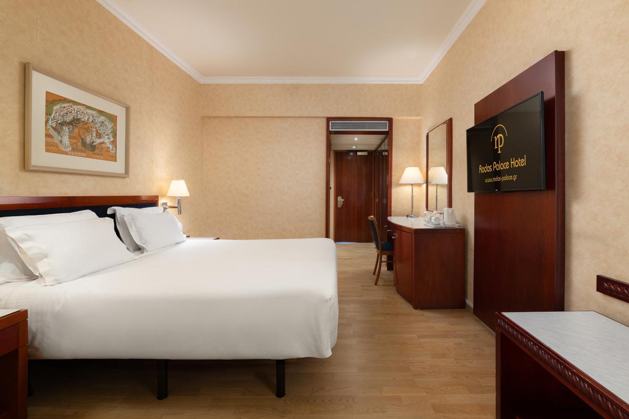 Rodos Palace Hotel Ixia  Esterno foto A room at the hotel