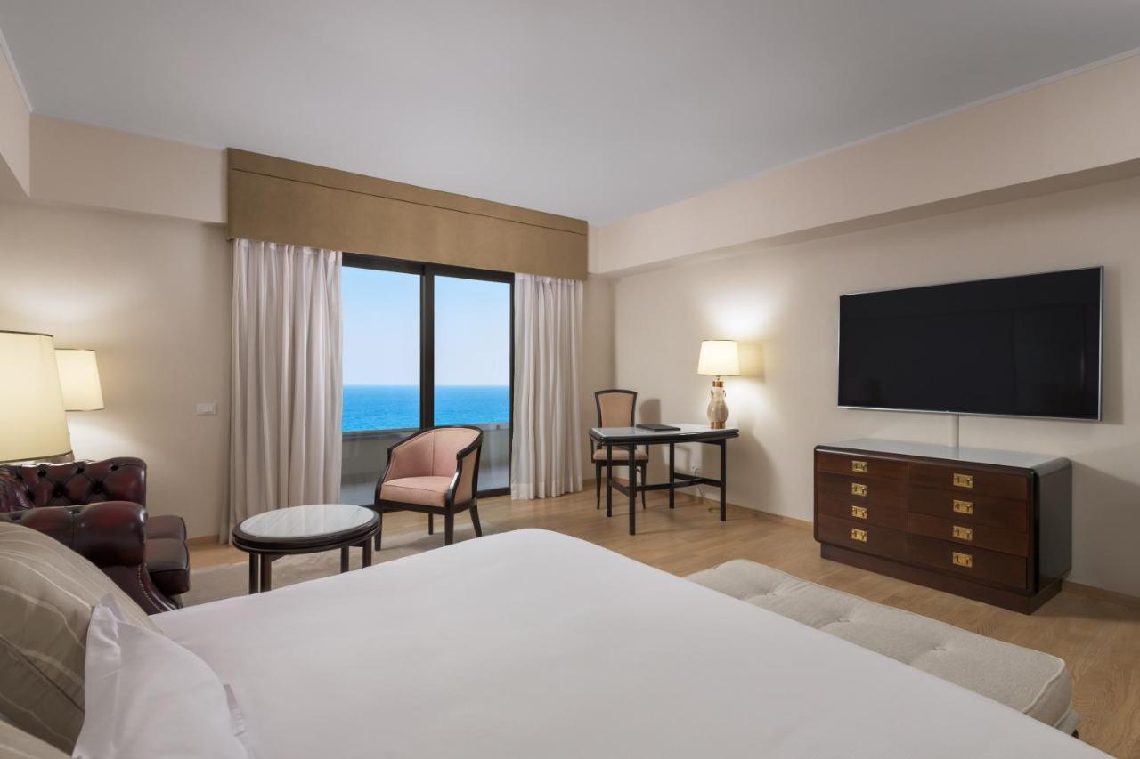 Rodos Palace Hotel Ixia  Esterno foto A guest room at the Hilton San Diego Bayfront