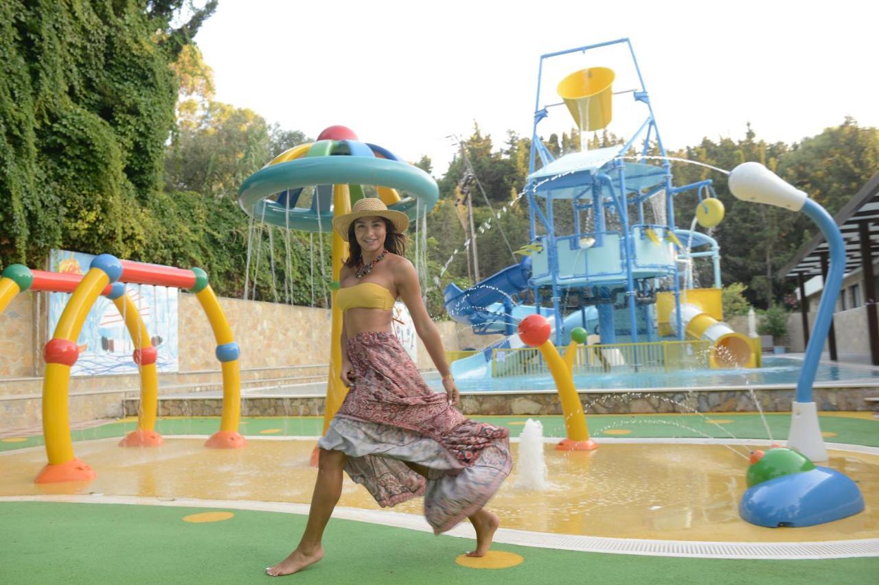 Rodos Palace Hotel Ixia  Esterno foto Splash Island